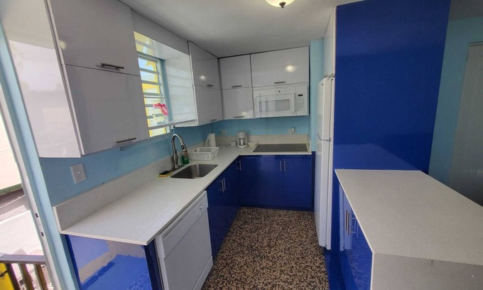 San Juan Apartment | Simple & Comfy 1BR- Walk to Beach-Ferry & Dining UNIT 6
