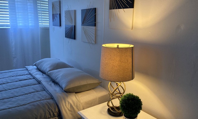 Albany Apartment | Simple Urban Studio