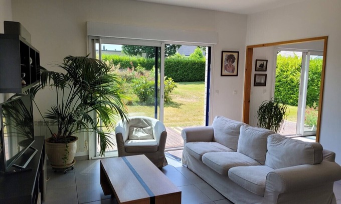 Crozon House | Single storey house in Crozon, close to Postolonnec beach