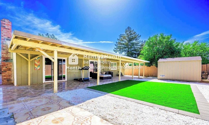 Southwestern Sacramento House | Single-Story family｜Spacious Backyard for Pets｜Cozy 4B2B｜Newly Renovated #42372