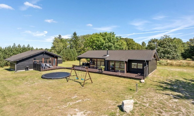 Nordost House | "Sirpa" - 1km from the sea by Interhome