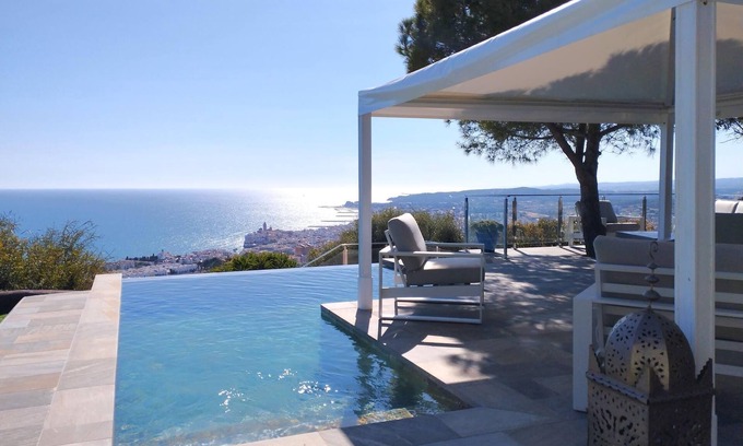 Sitges Villa | Sitges Spaces Sea View Villa-6 bedroom/5 bath/2 Pools/Sea Views/Sleeps 12