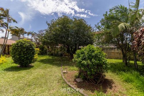 Ingleses Centro Apartment | SJS - Condominium near the Beach of the English