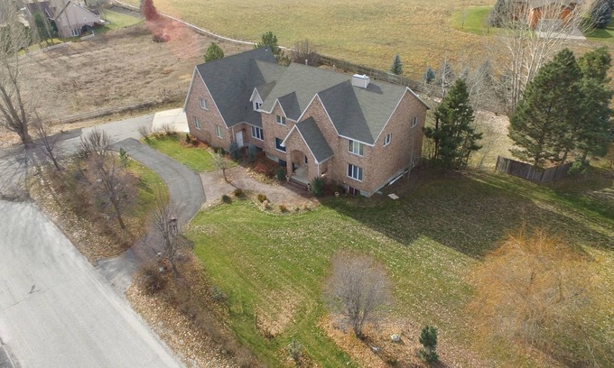 Liberty House | Ski and Lake Retreat