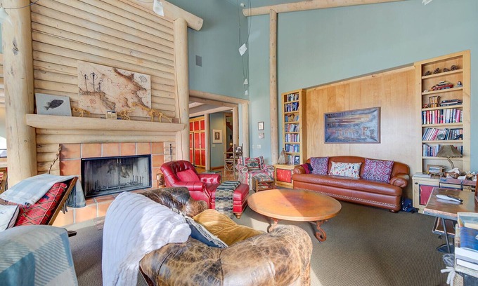 Salt Lake Mountain Resorts House | Ski Country's Rare Gem