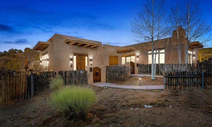 Tesuque Villa | Ski Discounts! Bishop`s Lodge Villa, Hiking, Views