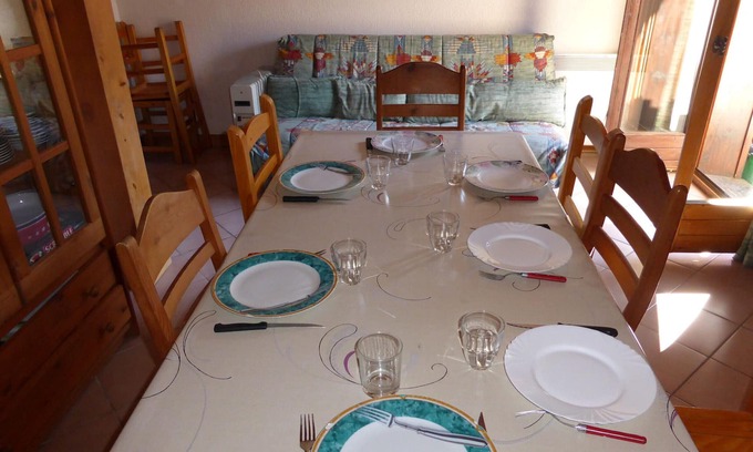 Saint-Gervais-les-Bains Apartment | Ski-in/Ski-out Apartment with Balcony, 3 Rooms, Sleeps 7, Pet Friendly