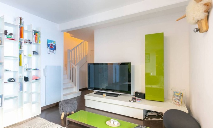 Peyragudes Apartment | Ski-In/Ski-Out Apartment for 8 with Balconies and Ski Equipment Discounts