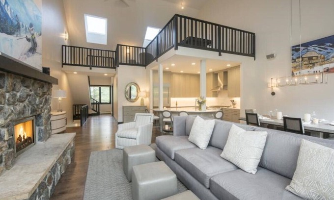 Highlands Townhomes House | Ski In Ski Out | Casa Sola Gratia