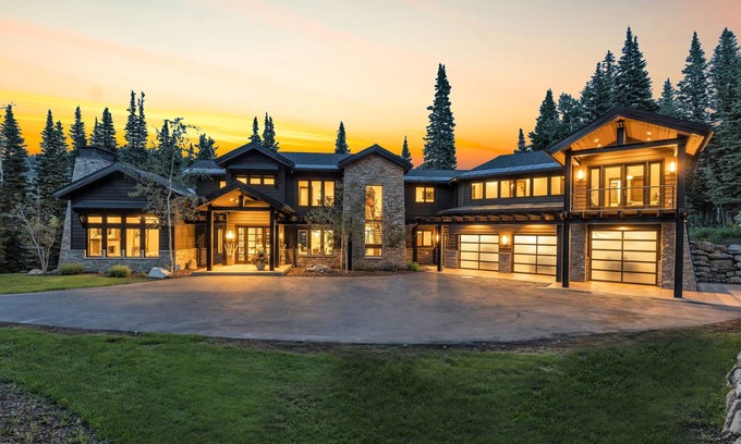 Park City House | Ski In/Ski Out - Luxury Private 6 Bedroom House - Sleeps 12