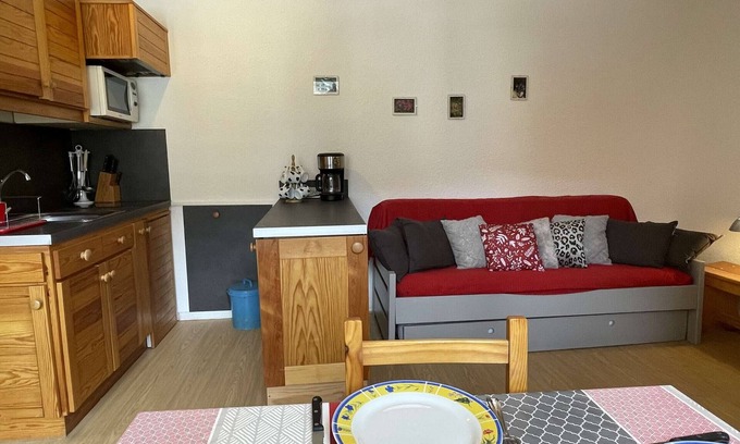 Saint-Chaffrey Apartment | Ski-in/Ski-Out Studio for 4 with WiFi, TV, and Close to Shops in Serre Chevalier