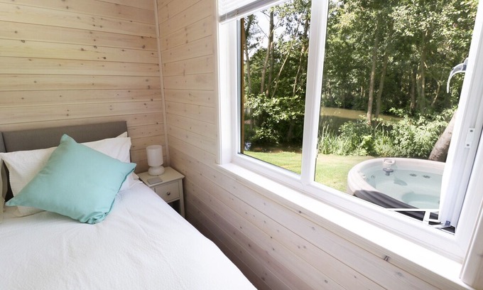 Ross-on-Wye Cabin | Skylark, ROSS-ON-WYE