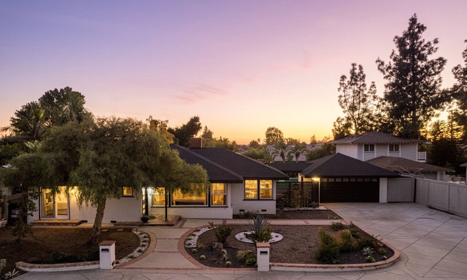 North Tustin House | Skyline Retreat only 10 mins from Disneyland!