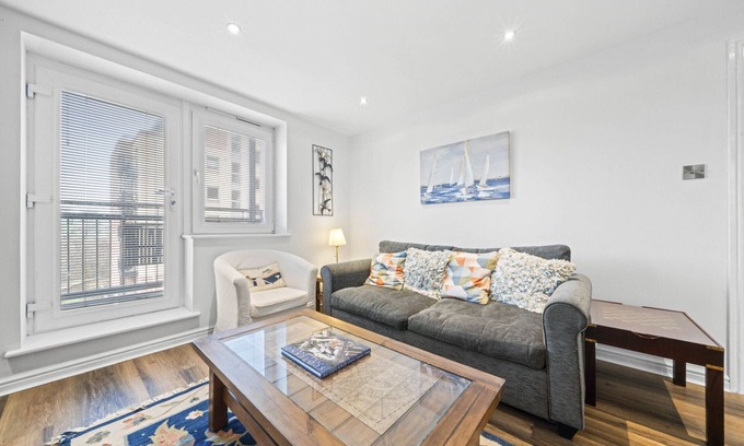 Merchiston Apartment | Slateford 2 Bedroom Apartment - Edinburgh