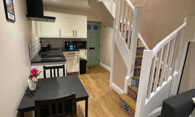 Kendal House | Sleep-2 Victorian, self catering maisonette in the heart of Kendal.