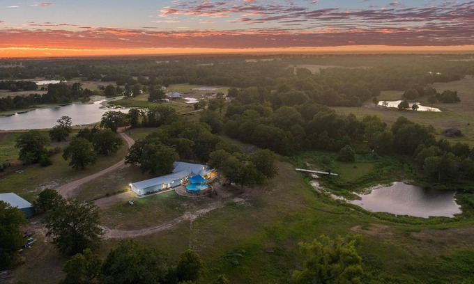 La Grange House | Sleep 40+ Lakeside Retreat on 53 Acre Ranch