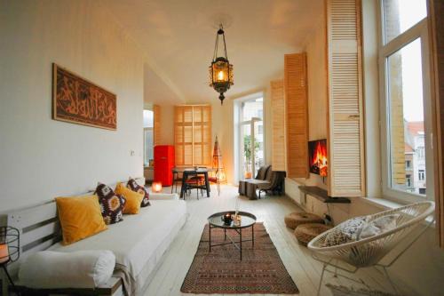 Antwerp Apartment | SLEEP INN - 1001 Nights Loft Citycenter with Balconyview