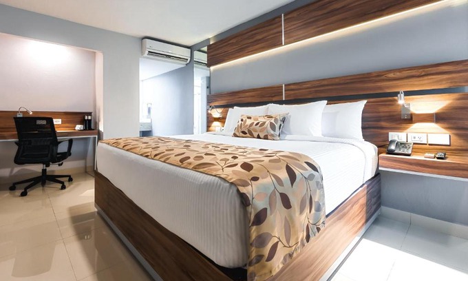 San Nicolas de los Garza Hotel | Sleep Inn Monterrey Norte