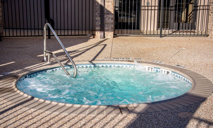 Center Hotel | Sleep Inn & Suites Center