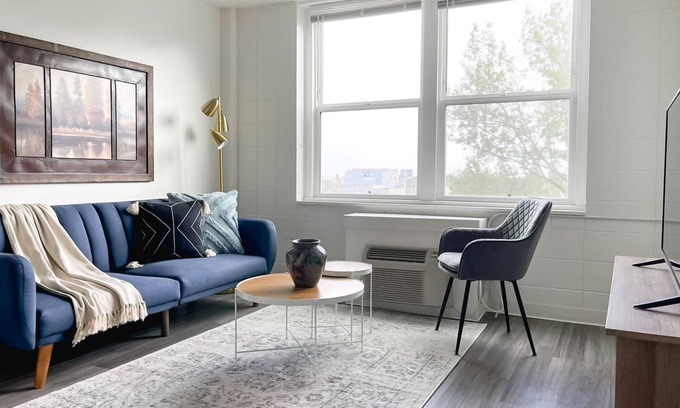 Walnut Hills House | Sleepover: Cozy 1BD/1BA + Gym - Downtown Cincinnati
