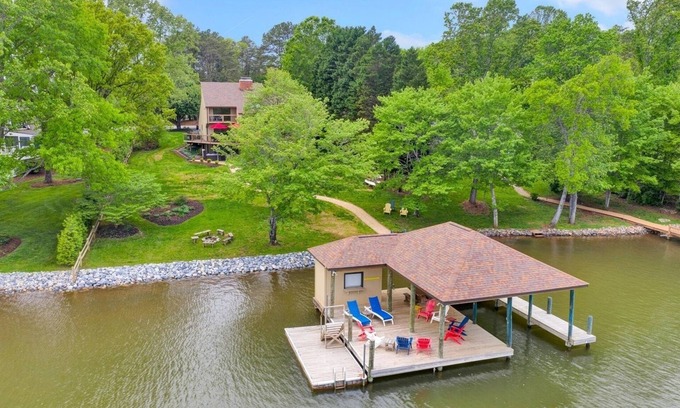 Smith Mountain Lake House | Sleeps 10, Private dock, Game Room, Hot Tub