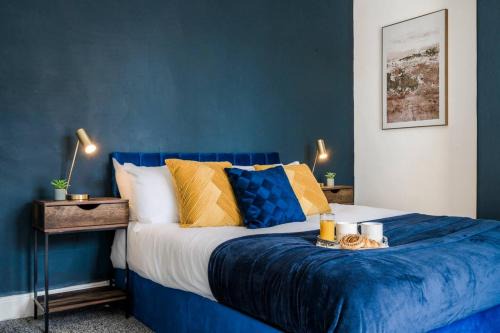 Wellingborough House | Sleeps 8 Ps5 Pool Table