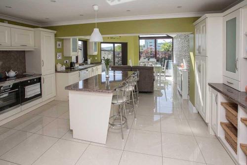 Dungarvan House | Sleepy Rock