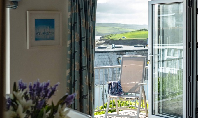 Rock Cottage | SLIPWAY 12, family friendly in Rock