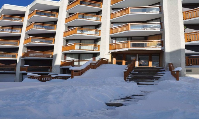 Les Deux Alpes Apartment | Slope-Side Stay for Two Guests