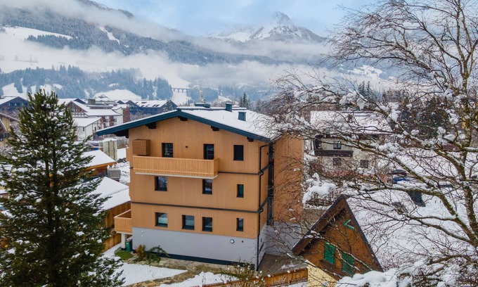Bad Hofgastein Apartment | Small, charming, centrally located and yet quiet