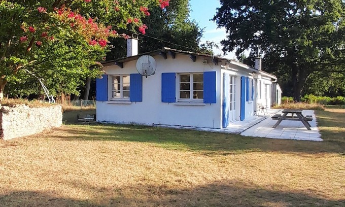 Vendays-Montalivet House | Small farmhouse built in 1950 between ocean and forest