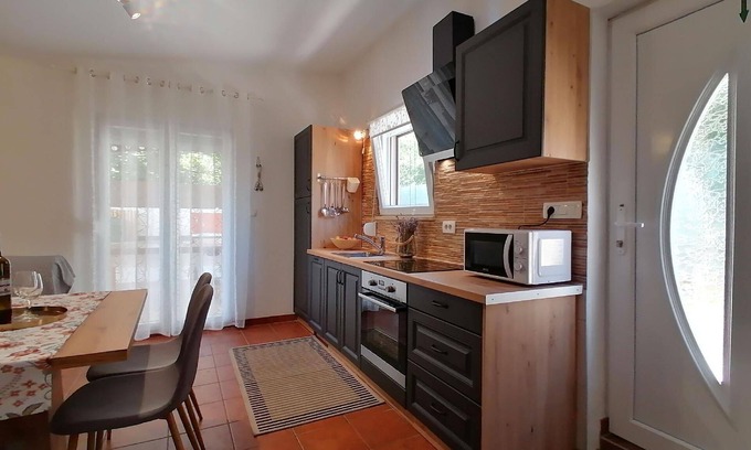 Silo House | Small house with a beautiful private terrace