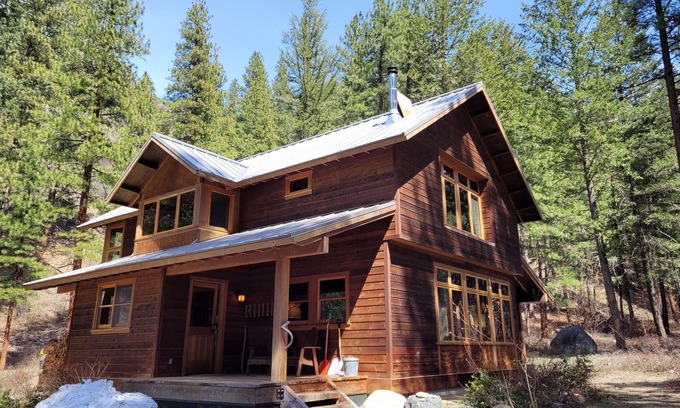 Mazama House | Snowberry Cabin in Mazama, WA