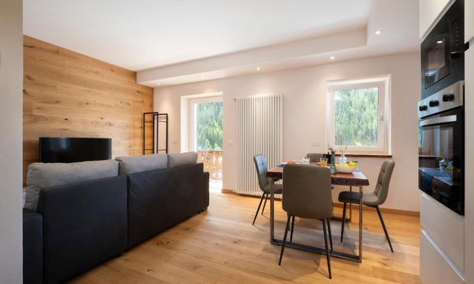 Alleghe Apartment | SnowLake Suite & Apartment