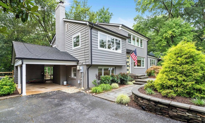 Baileys Crossroads House | Sojourn Beautiful Family Home with Beach Access & Backyard