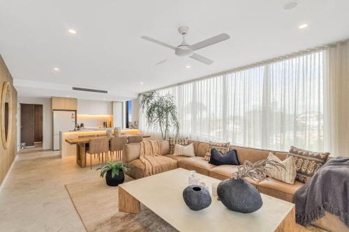 Coolangatta Apartment | Sol 701
