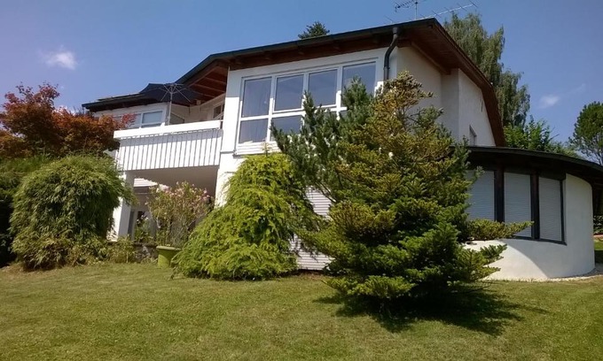 Ebersberg District Apartment | Sonnenoase am Dachsberg zwischen München, Tegernsee, Chiemsee, Messe München