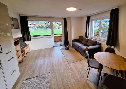 Axams Apartment | sonnige Ferienwohnung mit Balkon