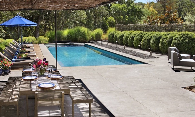 Kenwood House | Sonoma Valley Retreat. Luxurious secluded wine country estate