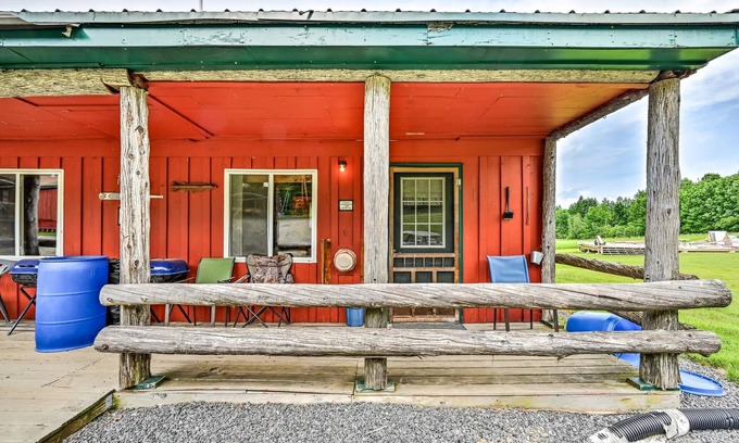 Solon Cabin | Soothing lodge with WiFi in charming Solon
