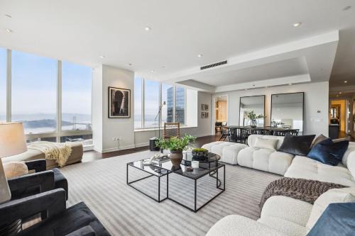 South Beach Apartment | Sophisticated apartment w breathtaking views