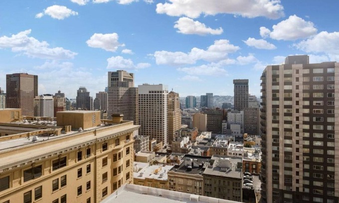 Lower Nob Hill House | Sophisticated elegance and modern comfort intertwine!