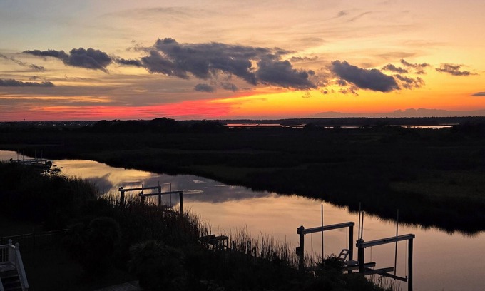 Ocean City Beach Cottage | Soundfront, private dock, neighborhood pool, beach access, and tennis, Sunsets