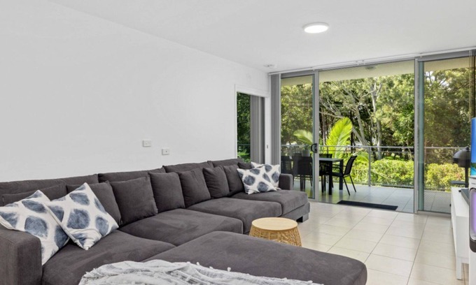 Woorim Apartment | Sounds of the Ocean on Boyd