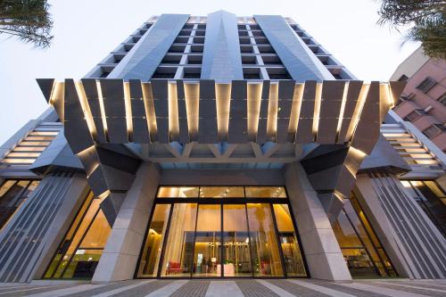 East District Hotel | South Urban Hotel