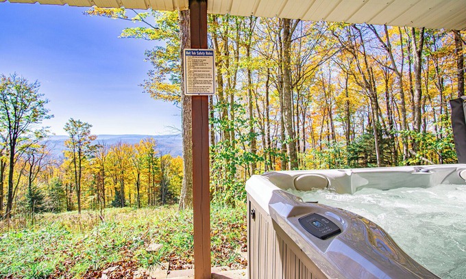 Snowshoe House | South Westridge 47 Sleeps 22, Indoor Plunge Pool