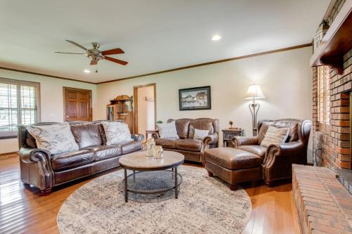 Franklin House | Southall Cottage 3bd Serene Outdoor Space