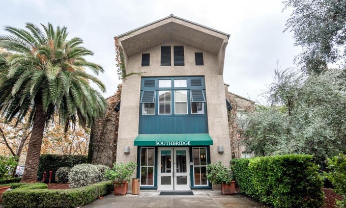 St. Helena Hotel | Southbridge Napa Valley