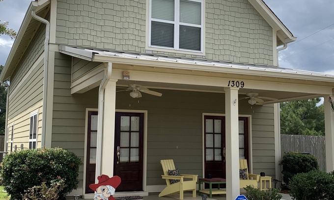 Oxford House | Southern Comfort in Oxford, MS!