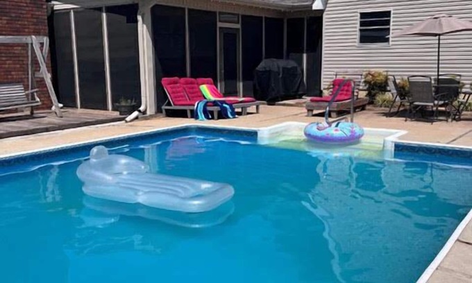 Muscle Shoals House | Southern Comfort w/pool in Muscle Shoals